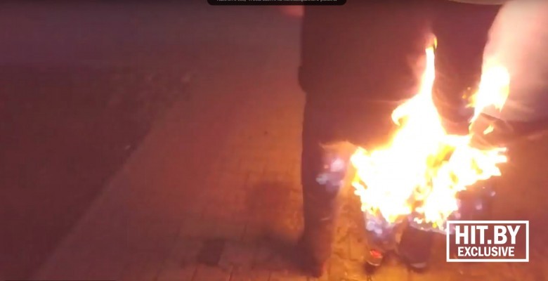 После поджога пламя вспыхнуло мгновенно