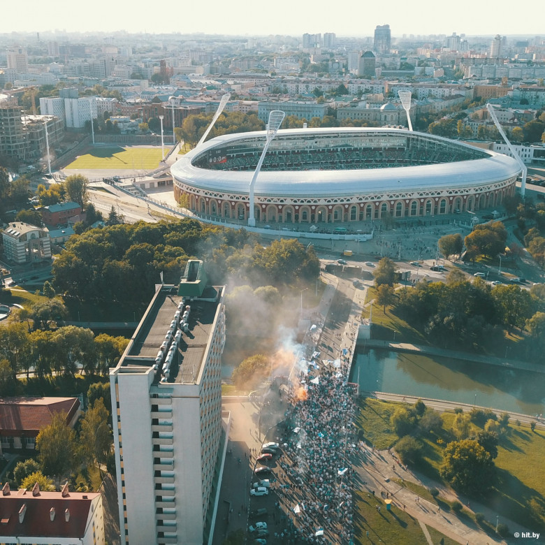Колизей, мост, варвары. Ничего не напоминает?