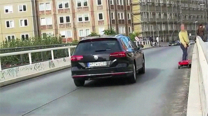 А как развлекаетесь вы? Пишите в комментариях