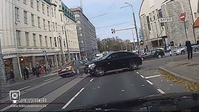 BMW X6 пошел на таран кортежа премьер-министра Эстонии (ВИДЕО из Таллина)