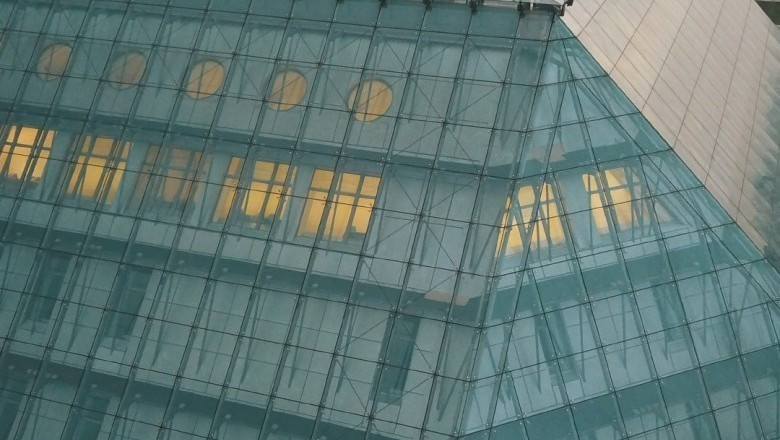 "Второй день я тихо плачу" - впечатления украинки от посещения Национальной библиотеки Беларуси